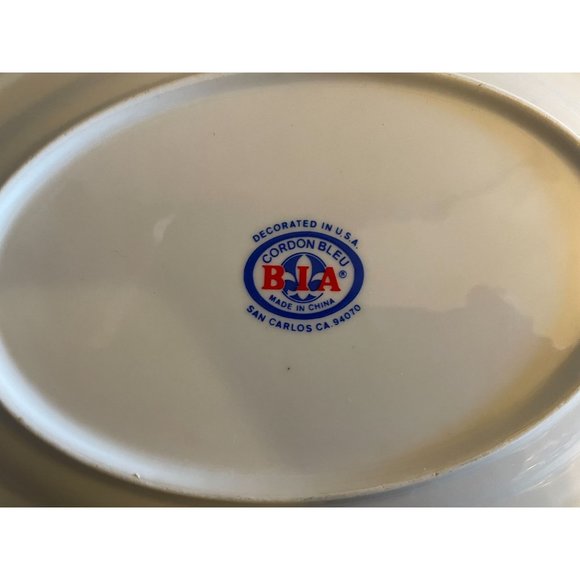 Oval 9 x 6.5 Cordon Blue Small Platter Flower Edged #1397 - Picture 2 of 2